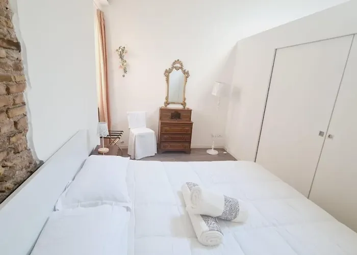 Appartamento Trastevere Rome's Heart Charming & Cozy 2 *